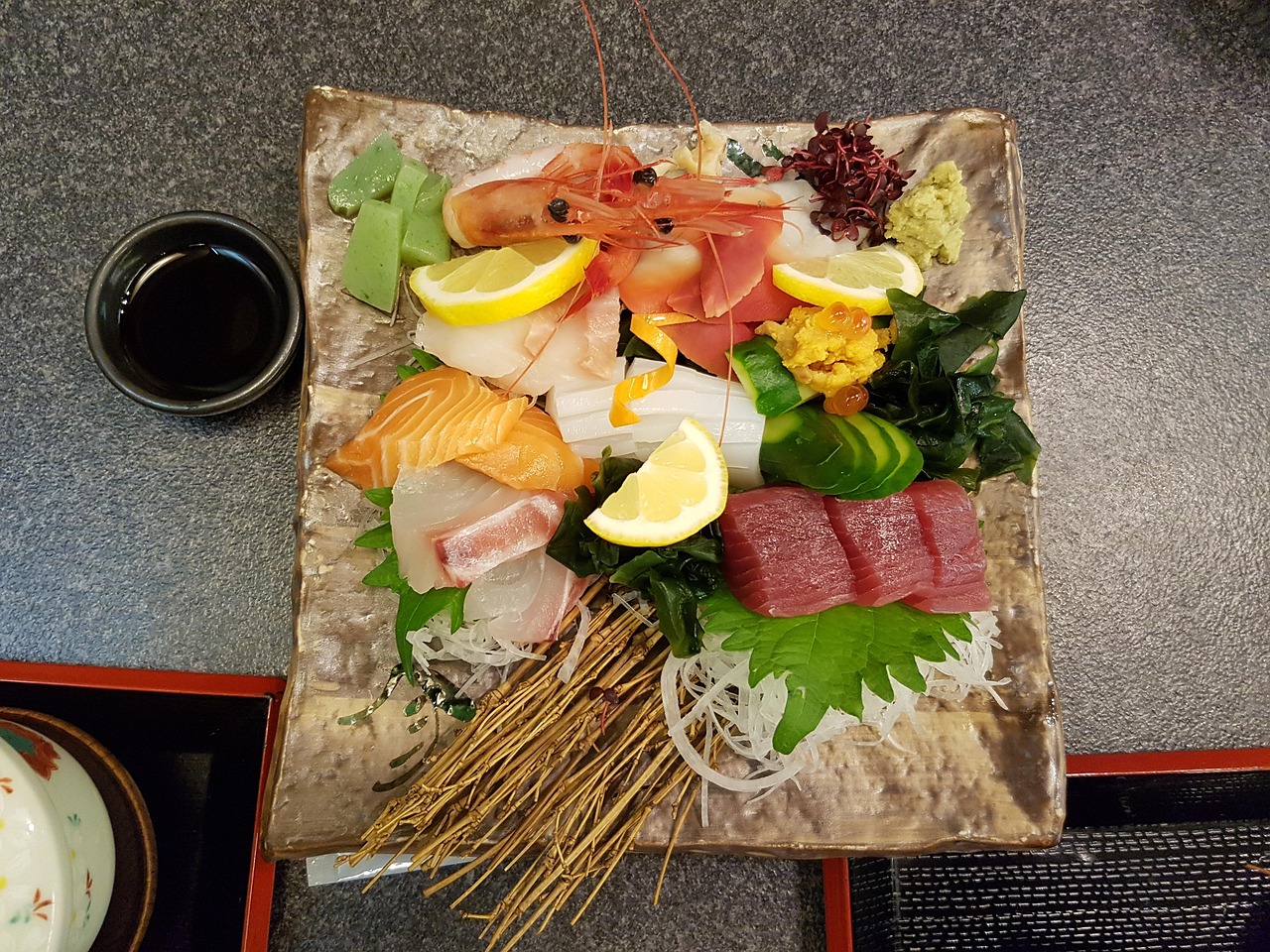 古言中的味觉盛宴，穿越时空的美食评价